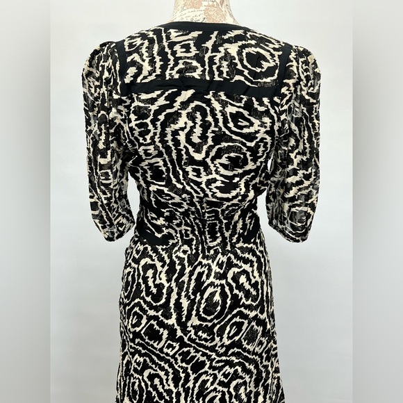 BA&SH Black and white abstract print midi dress size S. - Picture 7 of 16